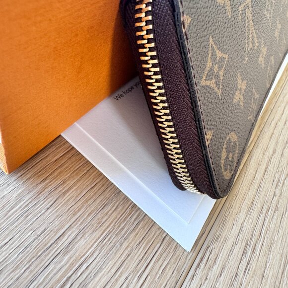 BRAND NEW Louis Vuitton M42616 Lv Monogram Long Zippy Wallet - Picture 6 of 8
